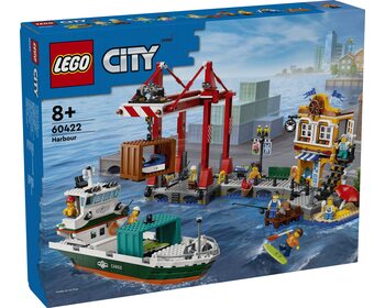 Приморська гавань із вантажним кораблем