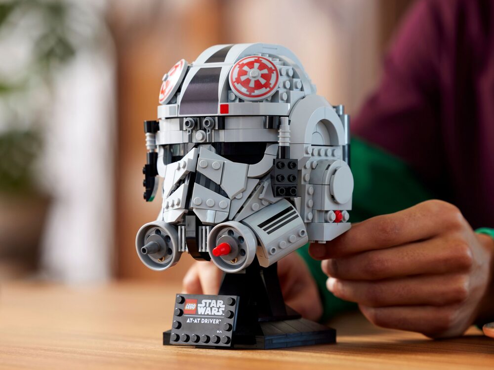 LEGO Star Wars 75429 Шолом пілота AT-AT | playzone.com.ua