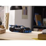 Купити Лего 42176 Гоночний автомобіль Porsche GT4 e-Performance, Технік.