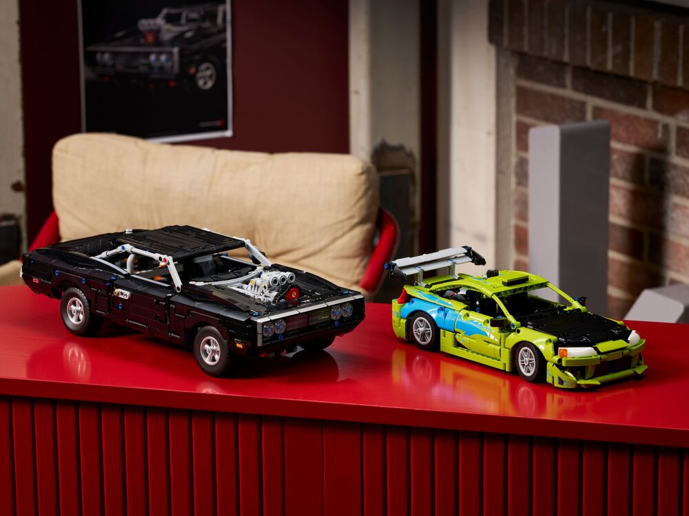 LEGO Technic 42231 Dodge Charger R/T | playzone.com.ua